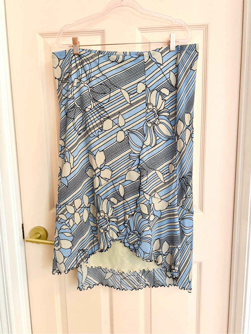 Blue floral bisou bisou midi skirt